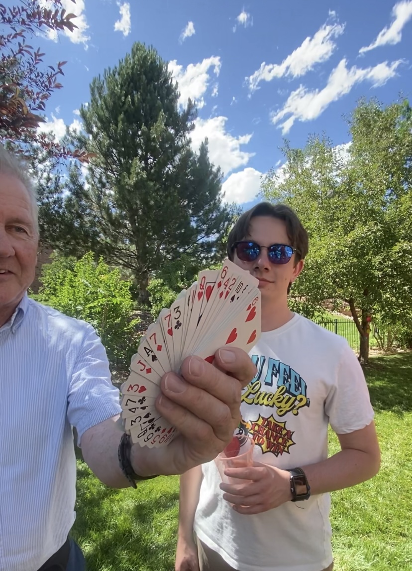 birthday party magic in Aurora CO in a backyard